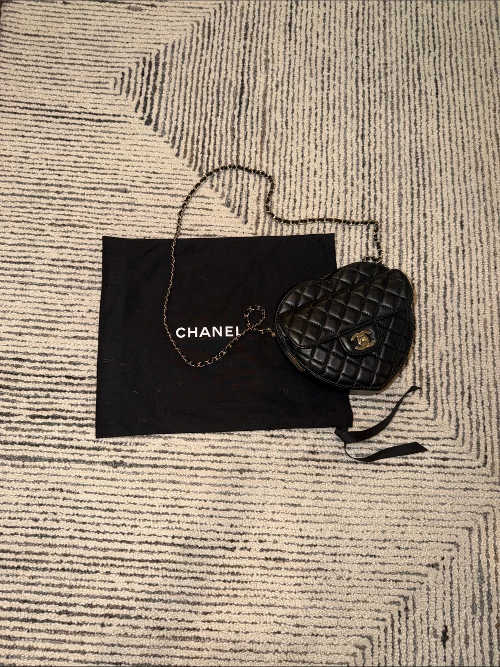 CHANEL Black Quilted Heart-Shaped Crossbody Bag with Gold Chain